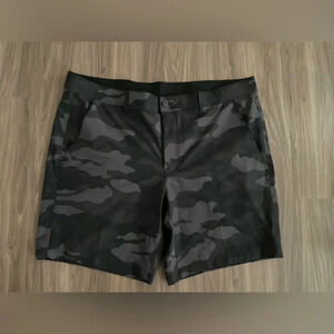 George black camo Men’s Flat Front Shorts, 7” Inseam size 42